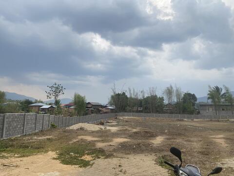 ပင်ဆိုင်းခြံစည်းရိုးကာရံခြင်း